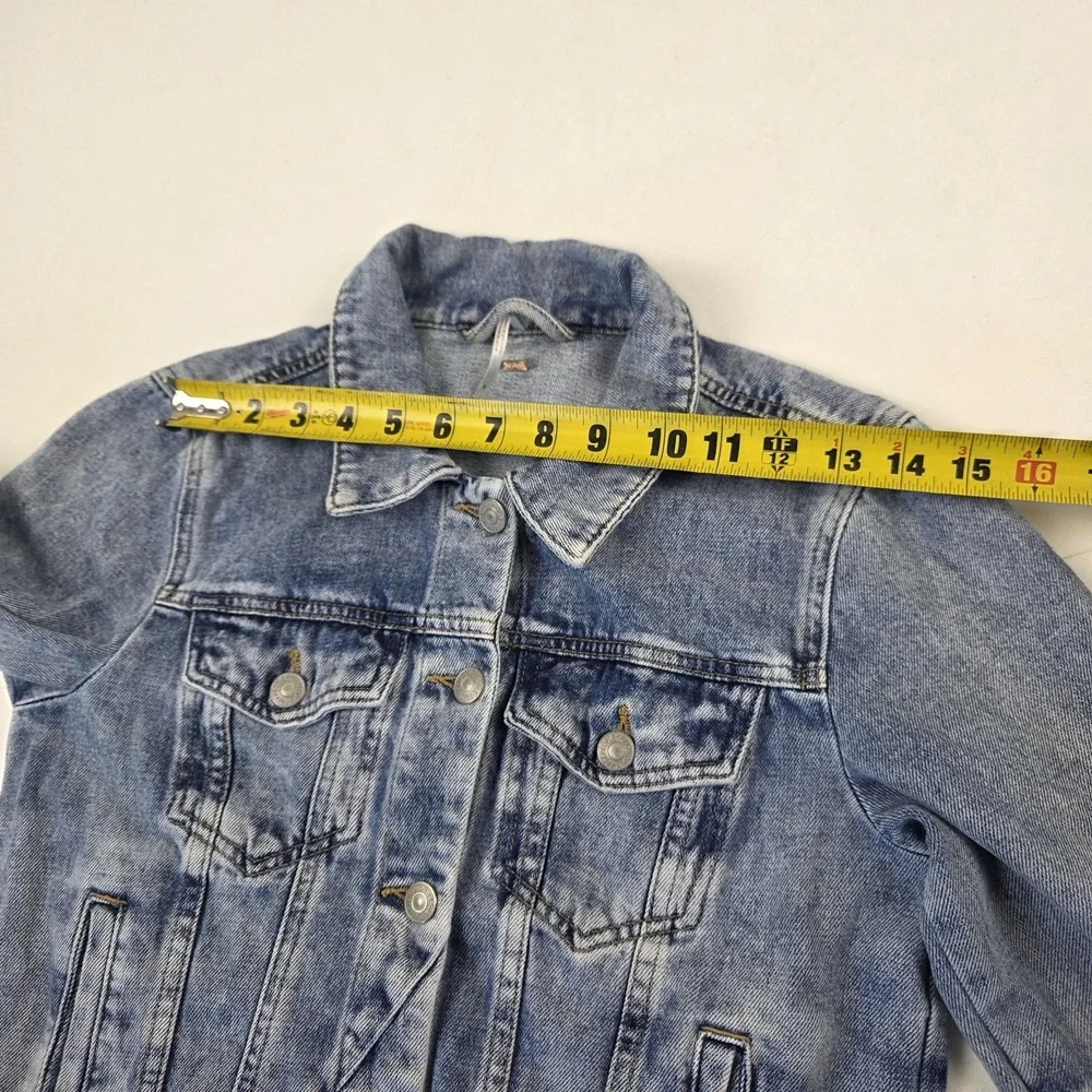 Free People Jacket Womens Small Blue Denim Cropped Trucker Button Front - Picture 8 of 13